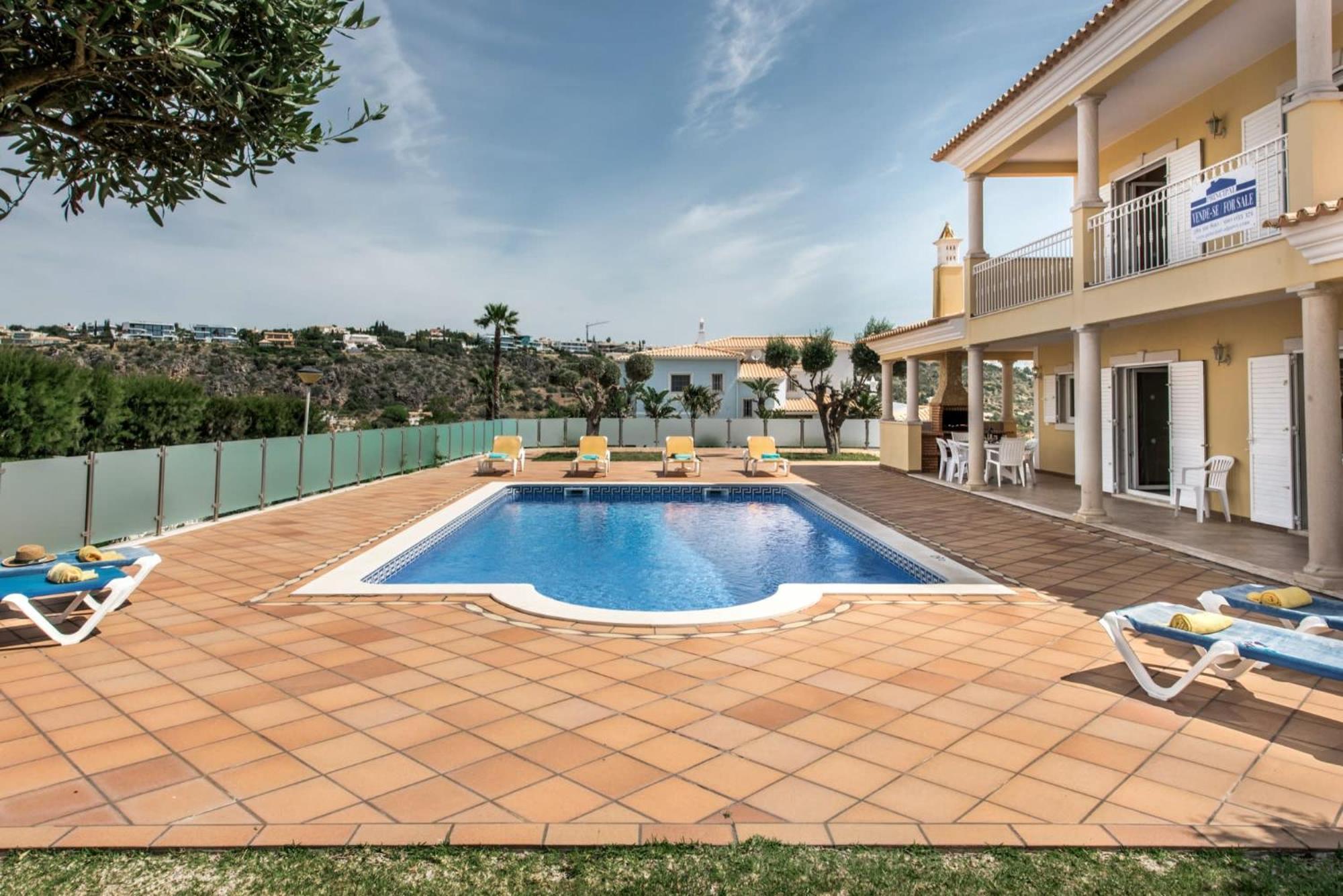 Villa Das Oliveiras Amazing Location Walk To Marina Restaurants Beach อัลบูเฟรา ภายนอก รูปภาพ