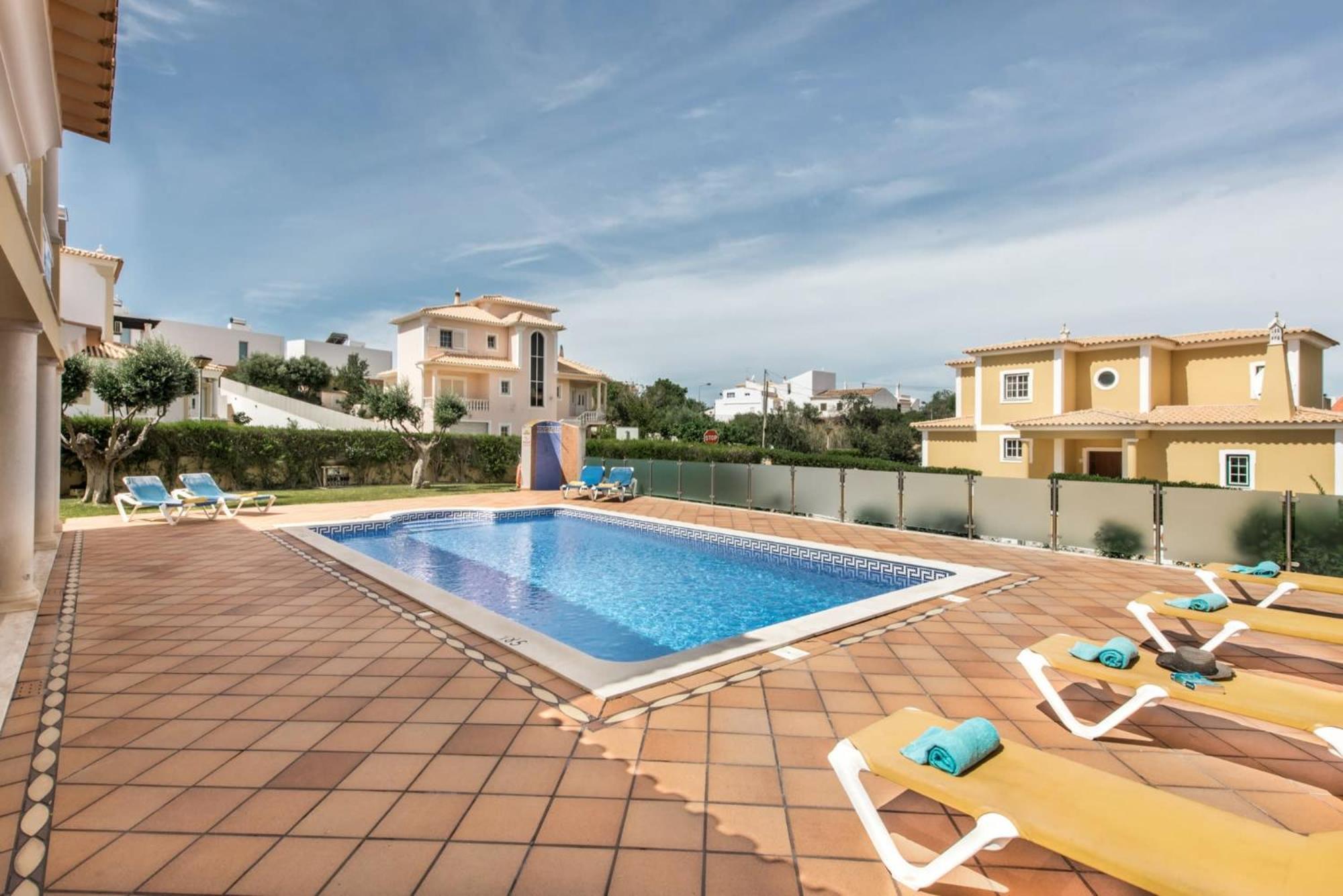 Villa Das Oliveiras Amazing Location Walk To Marina Restaurants Beach อัลบูเฟรา ภายนอก รูปภาพ